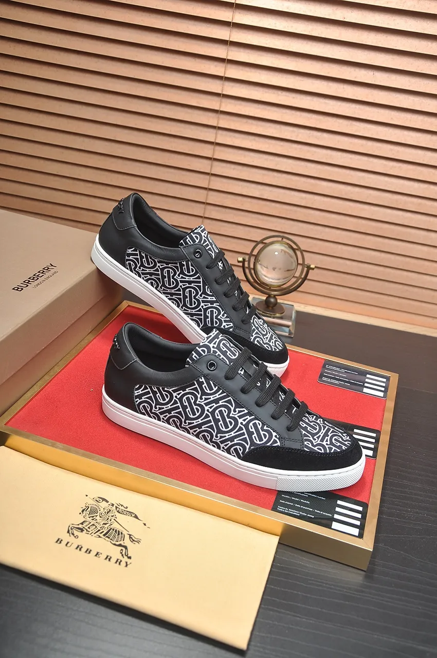 Men's shoes💰480💶[Burberry] (cowhide lining) classic low-top sneakers｜Imported cowhide with classic plaid fabric｜Cow leather lining｜Original outsole｜Fine workmanship and comfortable to wear Size: 38-44 (customized at 45)
